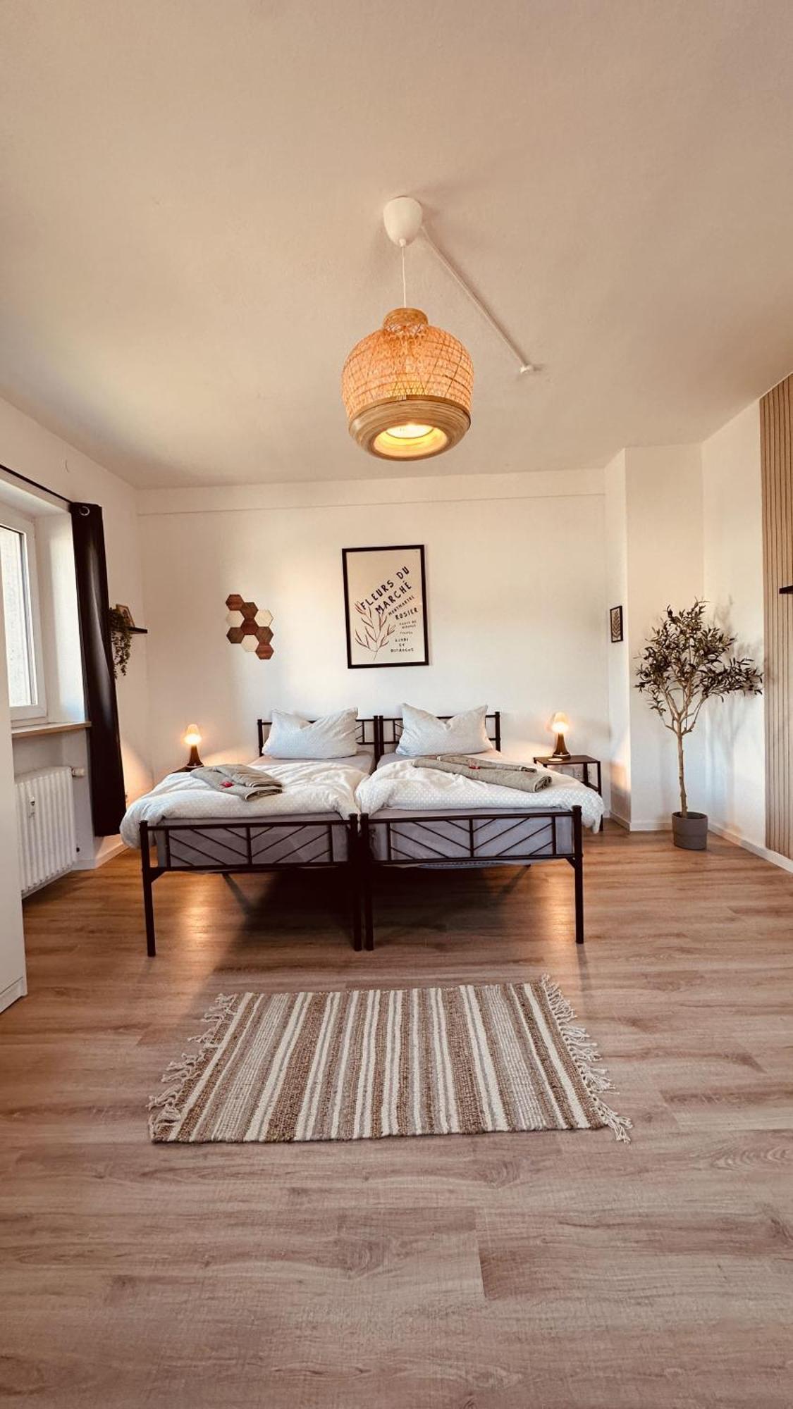 Apartment Mit Netflix - Parken - Kueche - Bad Weiden in der Oberpfalz Exterior photo